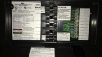 CIRRUS 920 - ÉclairPanneaux d’accès amovibles individualisés sous le plancher